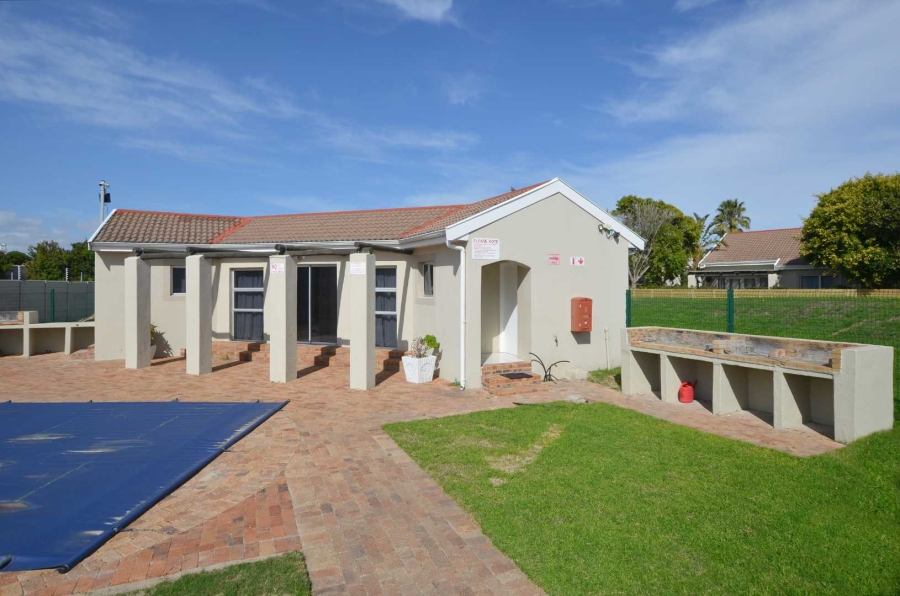 To Let 2 Bedroom Property for Rent in Milnerton Western Cape